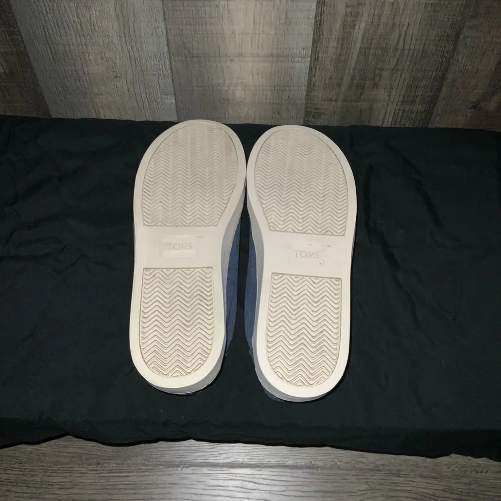 TOMS Men’s Low-Top Canvas/Leather Casual - Picture 3 of 10